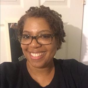 Meet your Posher, Renee